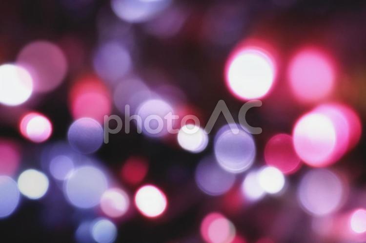 ピンクとブルーのイルミネーション　玉ボケ イルミネーション,玉ボケ,ネオンの写真素材