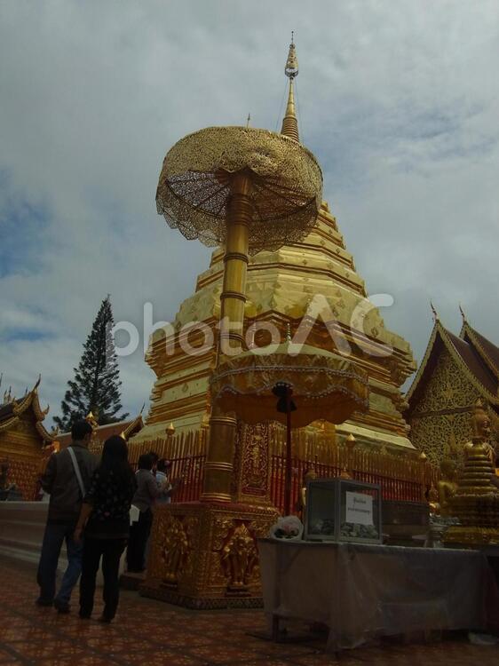 チェンマイ（タイ北部の観光地）・ドイステープ寺院 タイ,チェンマイ,北部の写真素材