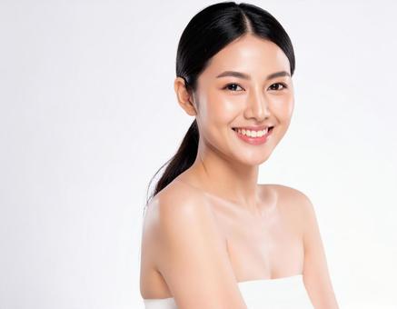 美容を意識する女性 美容を意識する女性の写真