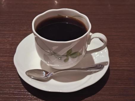 喫茶店のコーヒー(スプーン付) 喫茶店のコーヒー(スプーン付)の写真