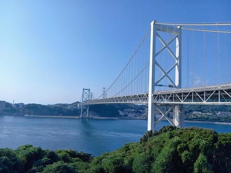 関門橋 海,山口県,青空の写真素材