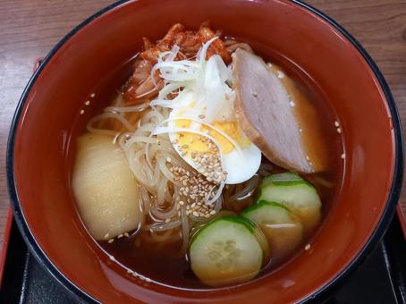 冷麺 冷麺の写真