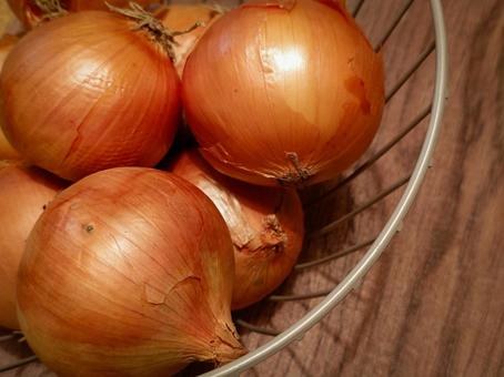 小さめの玉ねぎ盛り 小さめの玉ねぎ盛りの写真