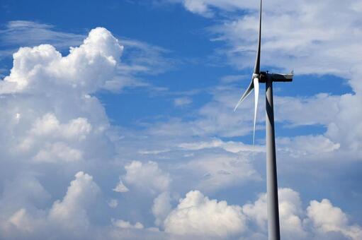 風車と白い雲　左空き　横向き 風力発電,プロペラ,エネルギーの写真素材