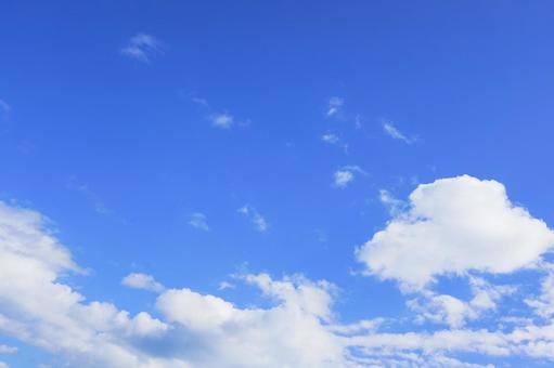 青空と雲 青空と雲,晴れた空,晴天の写真素材