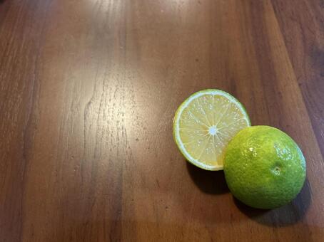 徳島県産すだち カボス,柑橘系,秋の写真素材