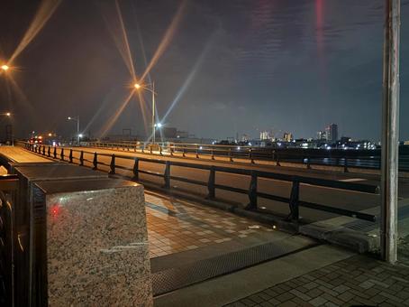 夜の橋 夜の橋の写真