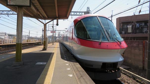 伊勢志摩ライナー 入換中 米野駅 伊勢志摩ライナー 入換中 米野駅の写真