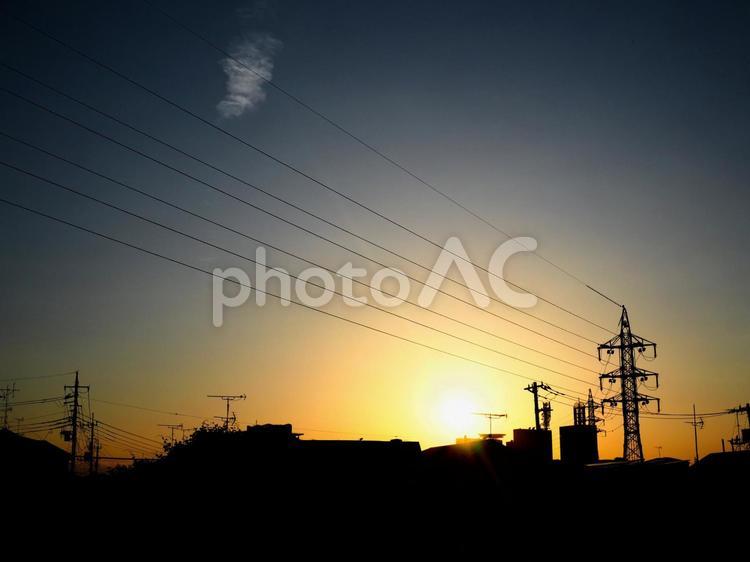 夕焼けの街 夕焼け,夕方,住宅の写真素材