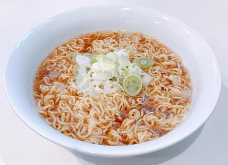 ねぎ醤油らーめん ねぎ醤油らーめんの写真