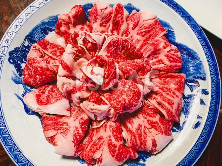 但馬牛のしゃぶしゃぶ肉 牛肉,薄切り肉,霜降り肉の写真素材