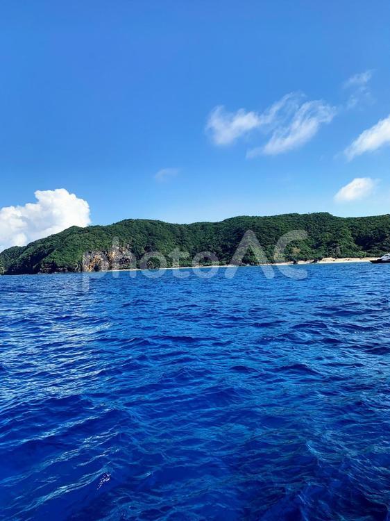 慶良間ブルーの海 海,空,夏の写真素材