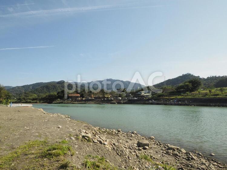 台湾碧潭の川辺 台湾,碧潭,川の写真素材