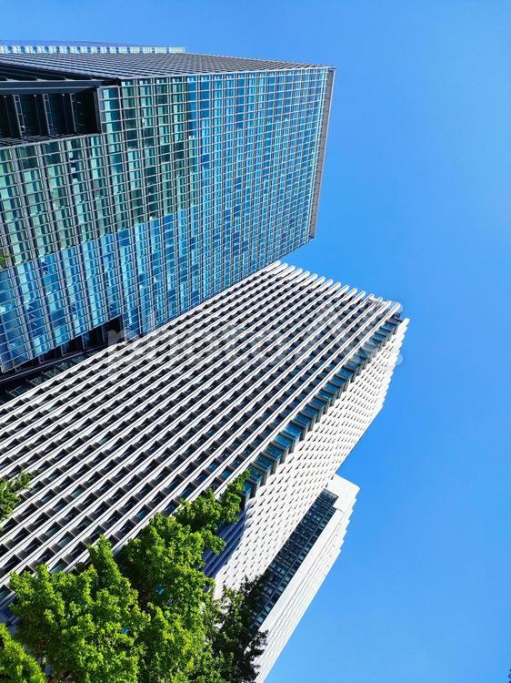 東京のビル街と青空 東京,ビル街,青空の写真素材