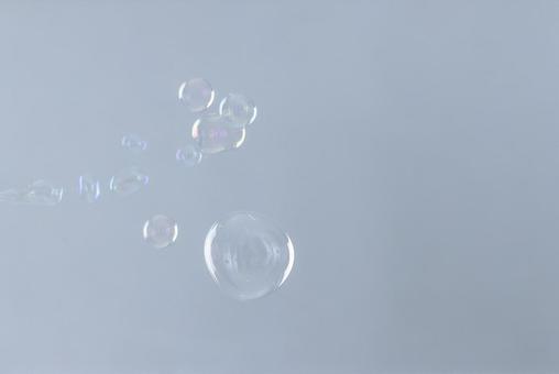 シャボン玉 soap bubbles シャボン玉 soap bubbles シャボン玉,背景,コピースペースの写真素材