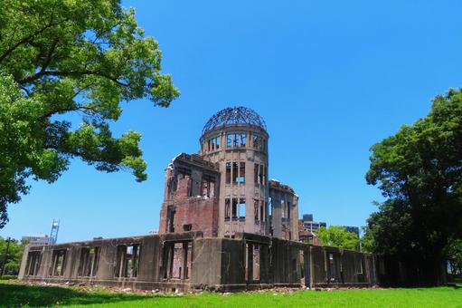 【広島県】原爆ドーム 平和記念公園 【広島県】原爆ドーム 平和記念公園 原爆ドーム,原爆,広島の写真素材