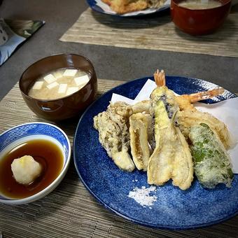 天ぷら盛合わせ 天ぷら盛合わせ 旦那飯,男の料理,手料理の写真素材