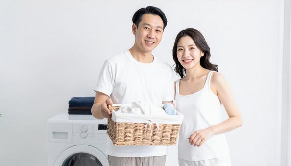 爽やかな日本人カップル 爽やかな日本人カップルの写真