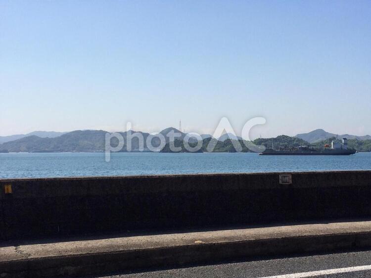 空の青と海の青 水域,風景,海の写真素材
