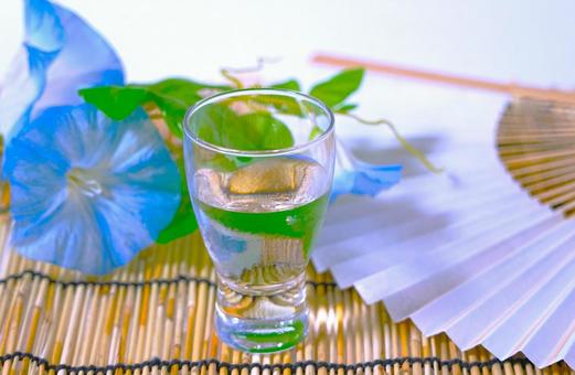 夏の冷酒⑨ 夏の冷酒⑨ 酒,日本酒,朝顔の写真素材