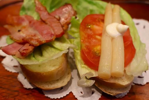 Morning sandwiches at Osaka coffee shops, JPG