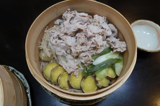 Photo, a steamer, steamed dishes, pork, 