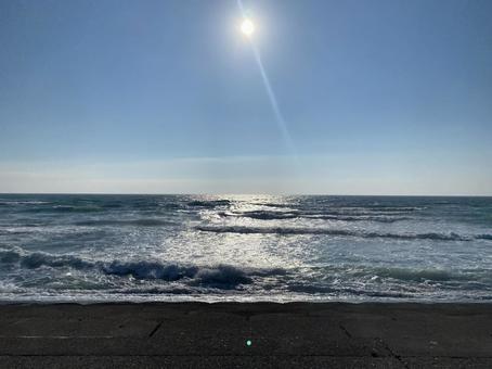 朝焼けの海岸 北海道,海,朝焼けの写真素材