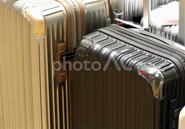 旅行用のスーツケース トランク 旅行 - No: 33035501｜写真素材なら「写真AC」無料（フリー）ダウンロードOK