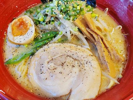 ラーメン ラーメン ラーメン,チャーシュー,麺の写真素材