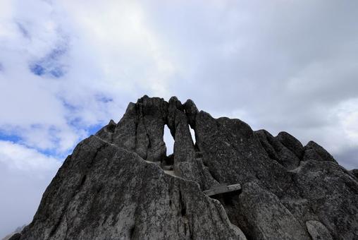 燕岳 燕岳 燕岳,登山,夏山の写真素材
