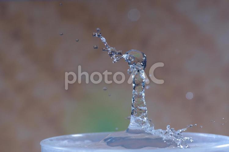 水滴百変化 水滴,不思議,一瞬の写真素材