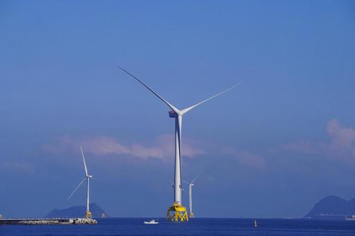 風力発電機 風力発電機 洋上,風力発電機,海洋の写真素材