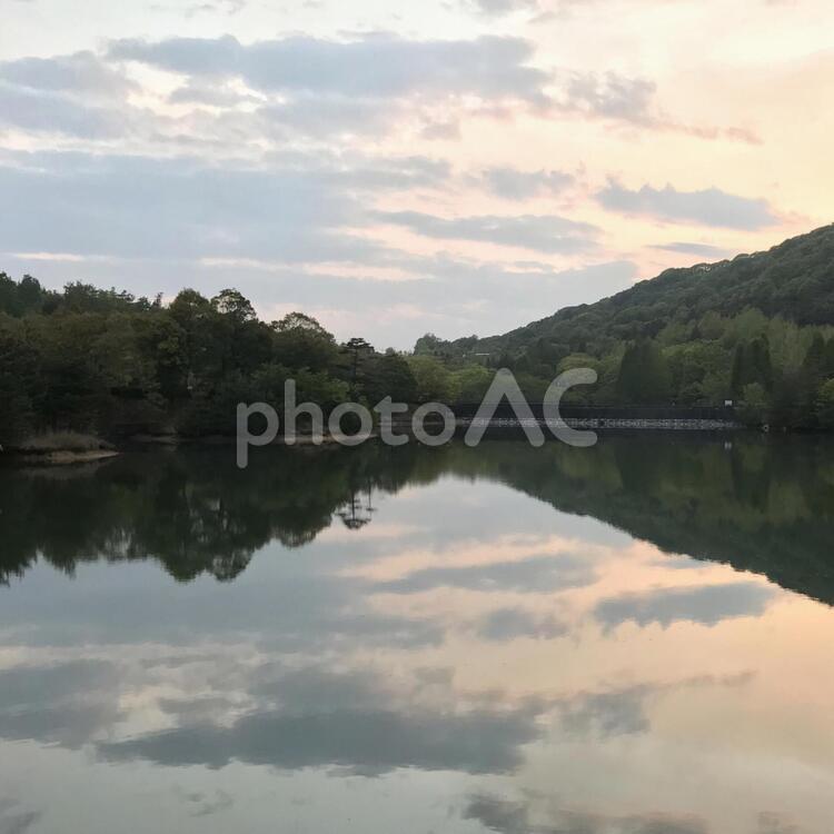 私たちの世界-2 自然,湖,空の写真素材