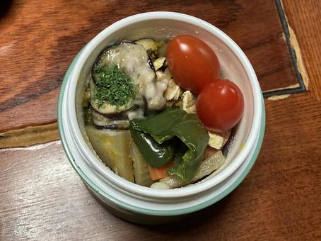 Photo, box lunch, self catering, tomato, 