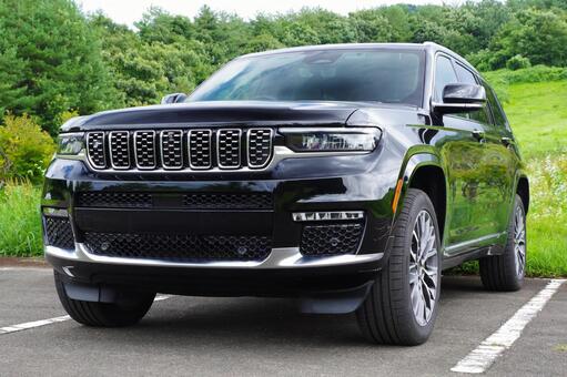 黒い車の斜めのアップ suv,車,自動車の写真素材