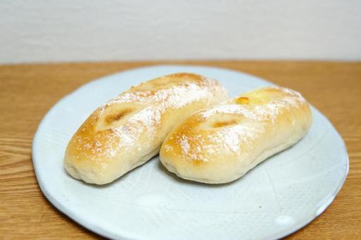 チーズパン(寄り) チーズパン(寄り)の写真