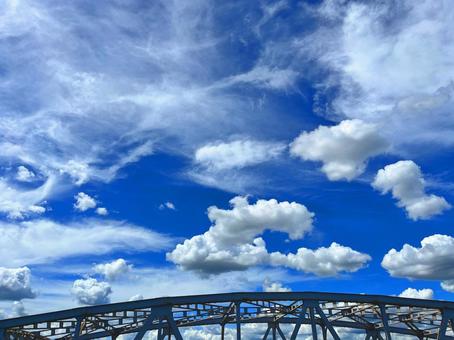空と鉄橋 空と鉄橋の写真
