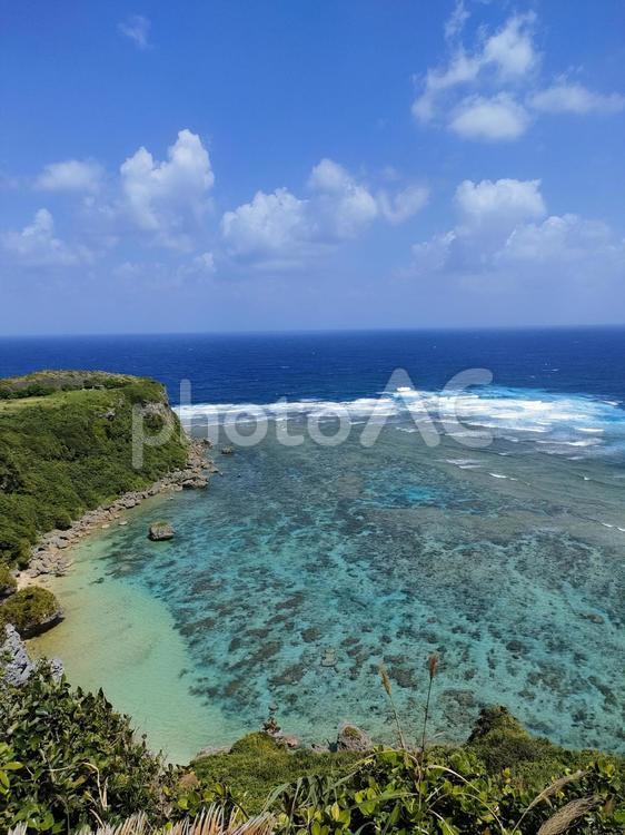 沖縄の海　癒やし ビーチ,スカイブルー,リゾートの写真素材