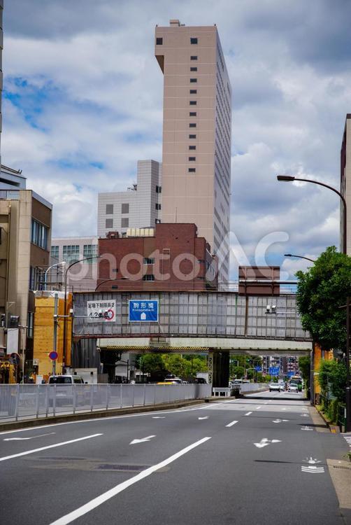 両国市内に続く道路の風景 緑1丁目,道路,両国の写真素材