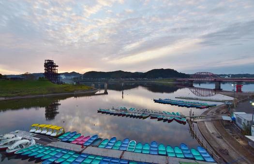 <千葉県>高滝湖 <千葉県>高滝湖 高滝湖,高滝ダム,湖畔の写真素材