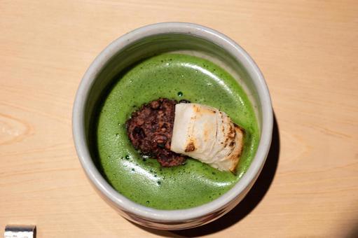 粒あんこお餅が入った抹茶 粒あんこお餅が入った抹茶 つぶあん,あんこ,お餅の写真素材