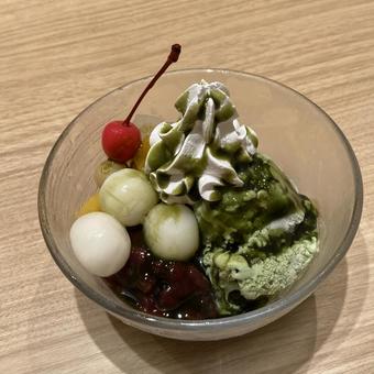 抹茶白玉あんみつ 抹茶白玉あんみつ 白玉,あんみつ,抹茶の写真素材