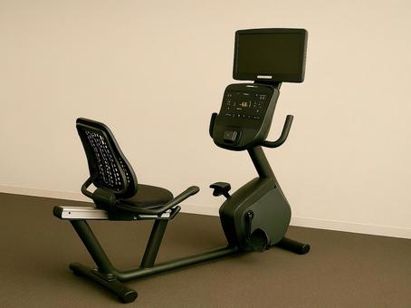 エアロバイク フィットネスマシン,リカンベントバイク,エアロバイクの写真素材
