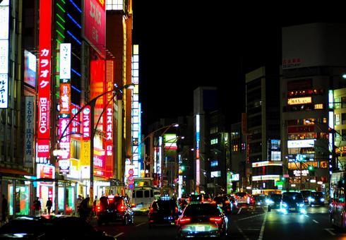 ナイト 夜 東京上野 パチンコ カラオケ 夜の街,夜景,風俗街の写真素材