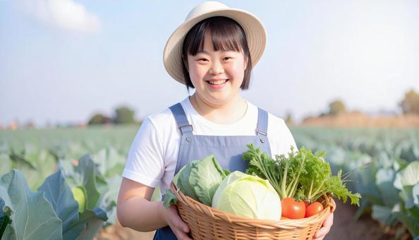 農場で働くダウン症の女性 野菜収穫 農場で働くダウン症の女性 野菜収穫の写真
