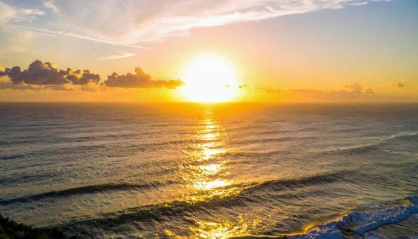 海と夕日 海と夕日の写真
