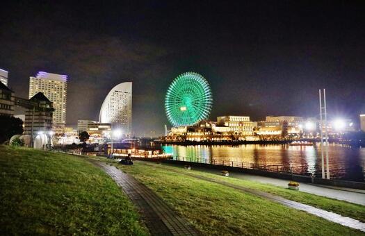 日本丸メモリアルパークからの夜景 横浜,みなとみらい,夜景の写真素材