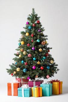 プレゼントが置いているクリスマスツリー プレゼントが置いているクリスマスツリーの写真