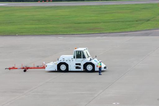 トーイングカー 航空,飛行,空の写真素材