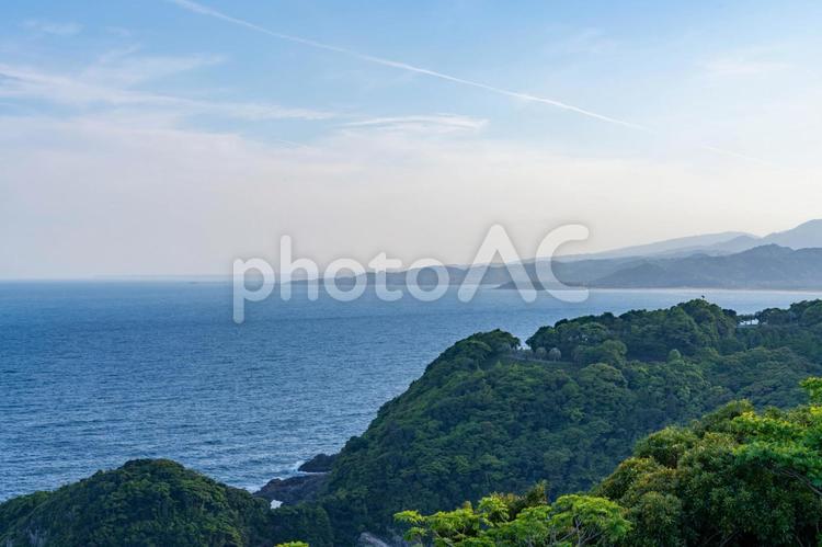 細島灯台（宮崎県日向市）から見た景色 海,海景,海岸の写真素材